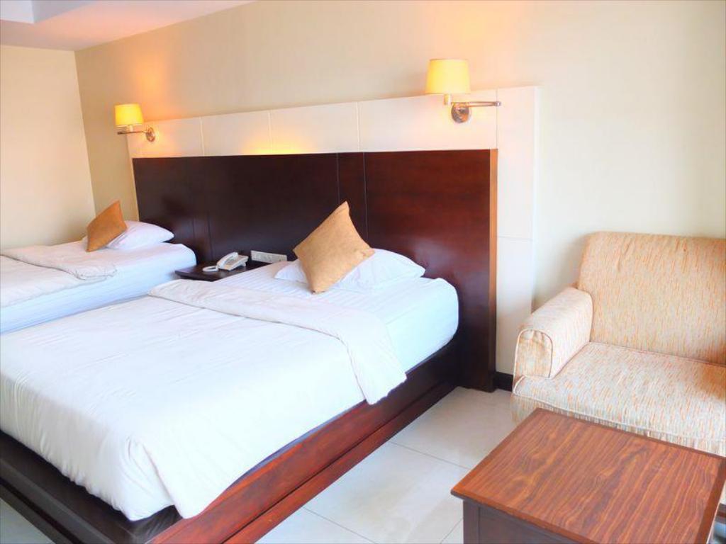 August Suites Патая Екстериор снимка